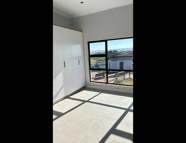 3 BEDROOM TOWNHOUSE FOR SALE IN PALM LAKES ESTATE